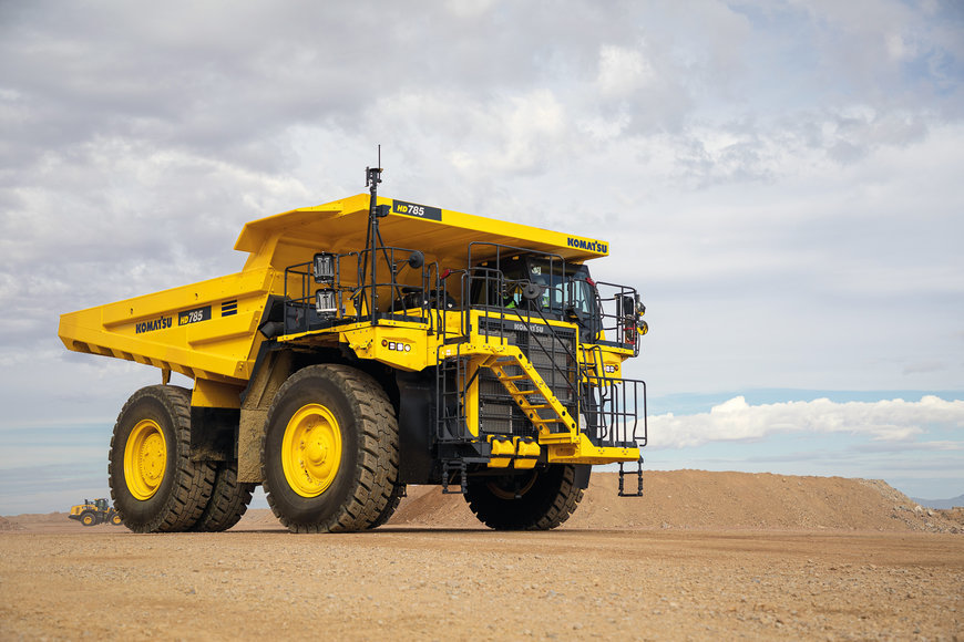 Il dumper rigido HD785-8 di Komatsu Europe al bauma 2022